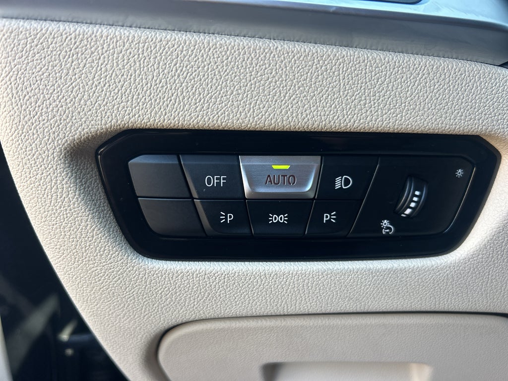 2020 BMW 330i 330i