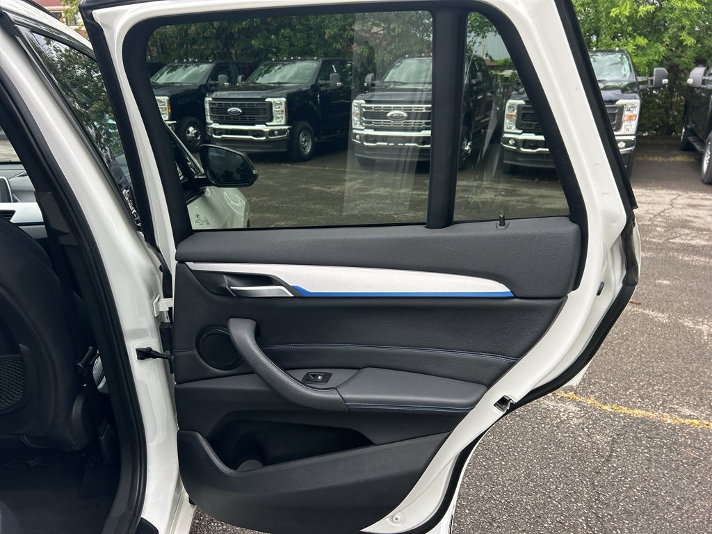 2017 BMW X1 sDrive28i