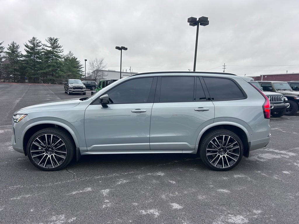 2026 Volvo XC90 Ultra Dark Theme, B6 AWD Gas (mild hybrid), Gasoline, 6 Seats