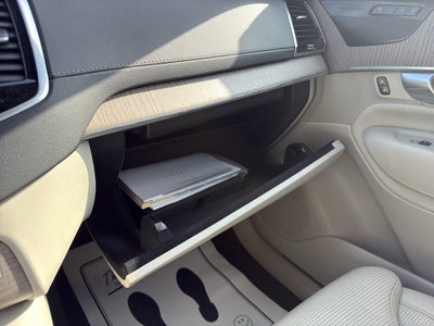 2021 Volvo XC90 Recharge Plug-In Hybrid T8 Inscription 7 Passenger