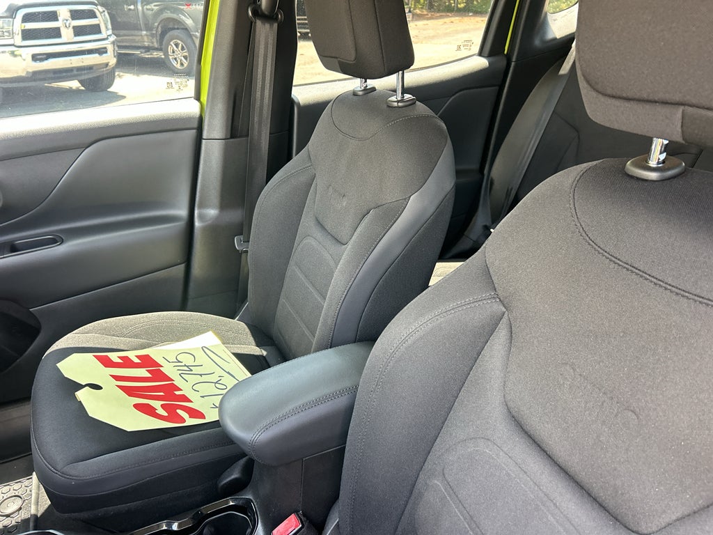 2017 Jeep Renegade Altitude FWD