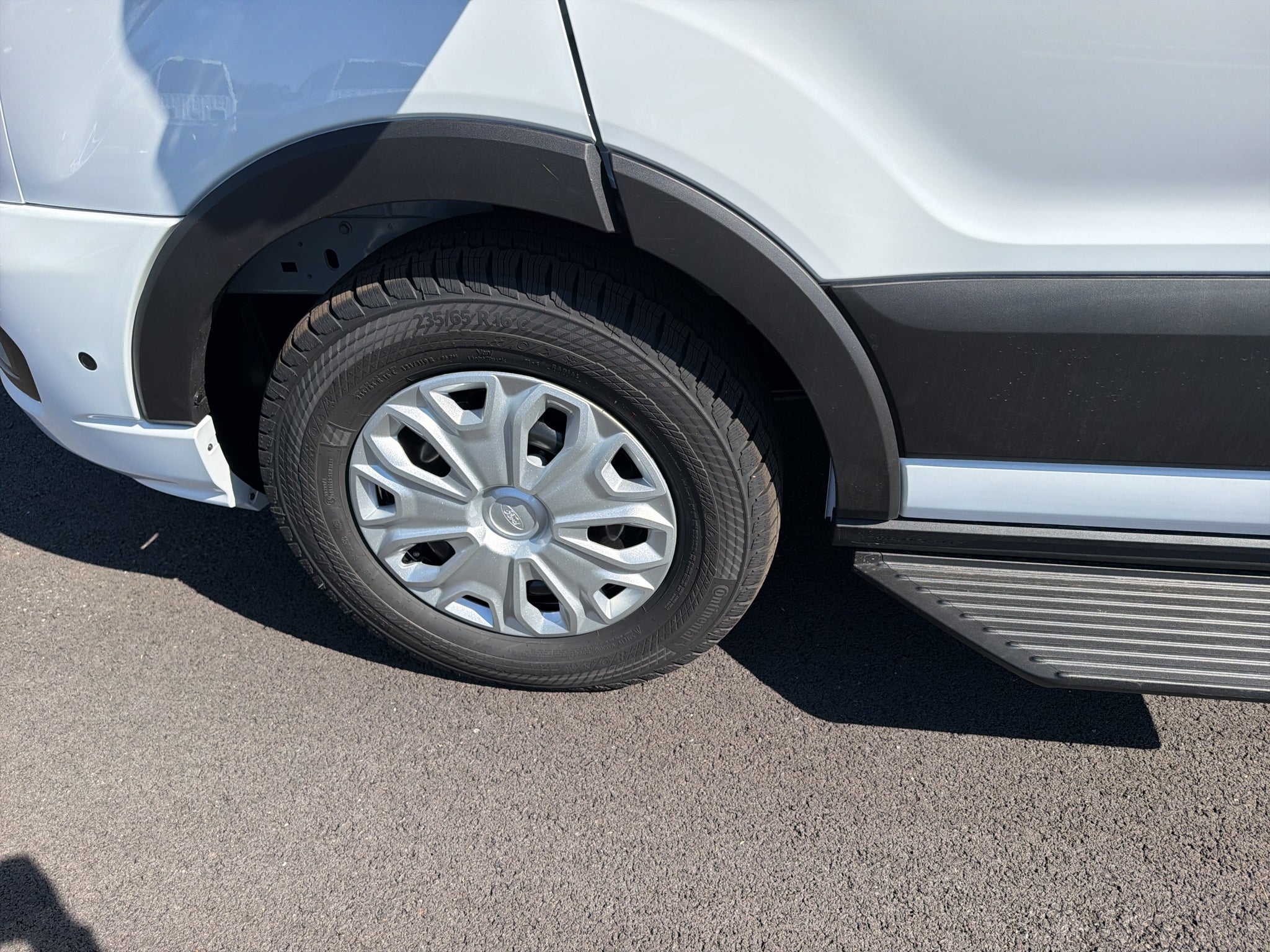 2026 Ford Transit Wagon Passenger Van XLT