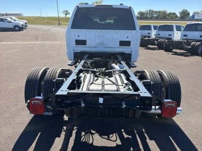 2027 Ford F-450 XLT