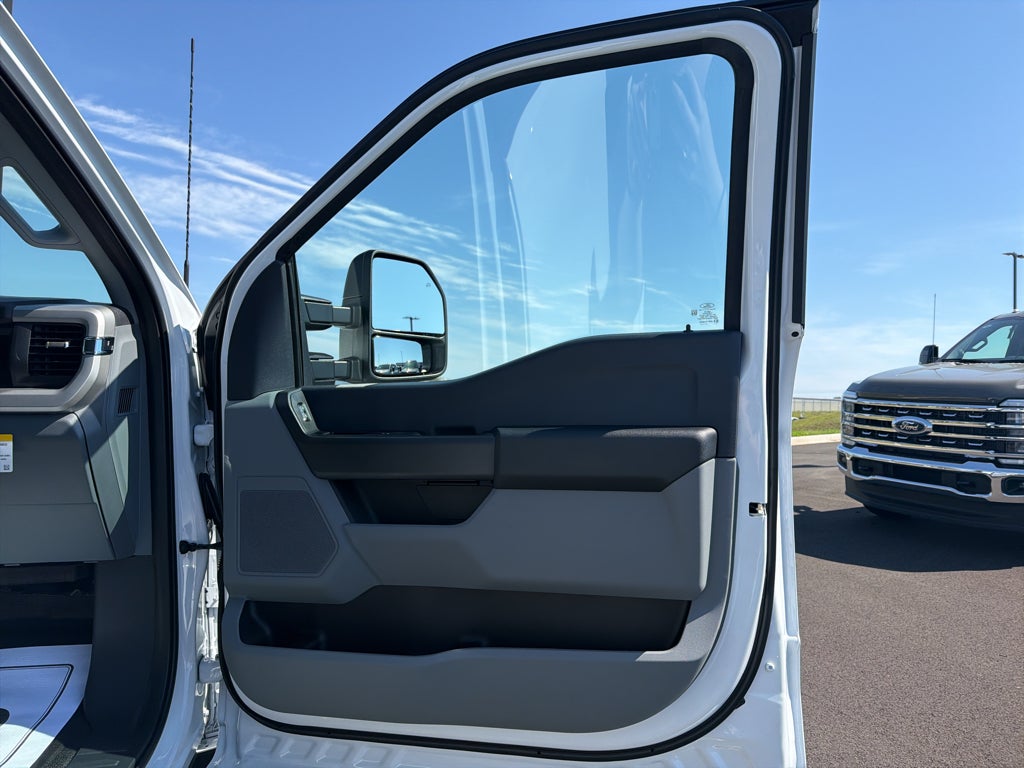 2027 Ford F-450 XL