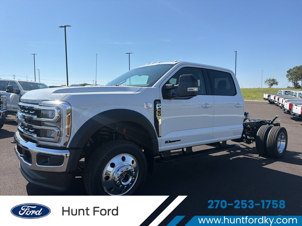 2027 Ford F-450 F-450® LARIAT®