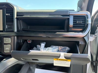 2027 Ford F-450 F-450® LARIAT®
