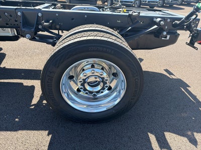 2027 Ford F-450 F-450® LARIAT®
