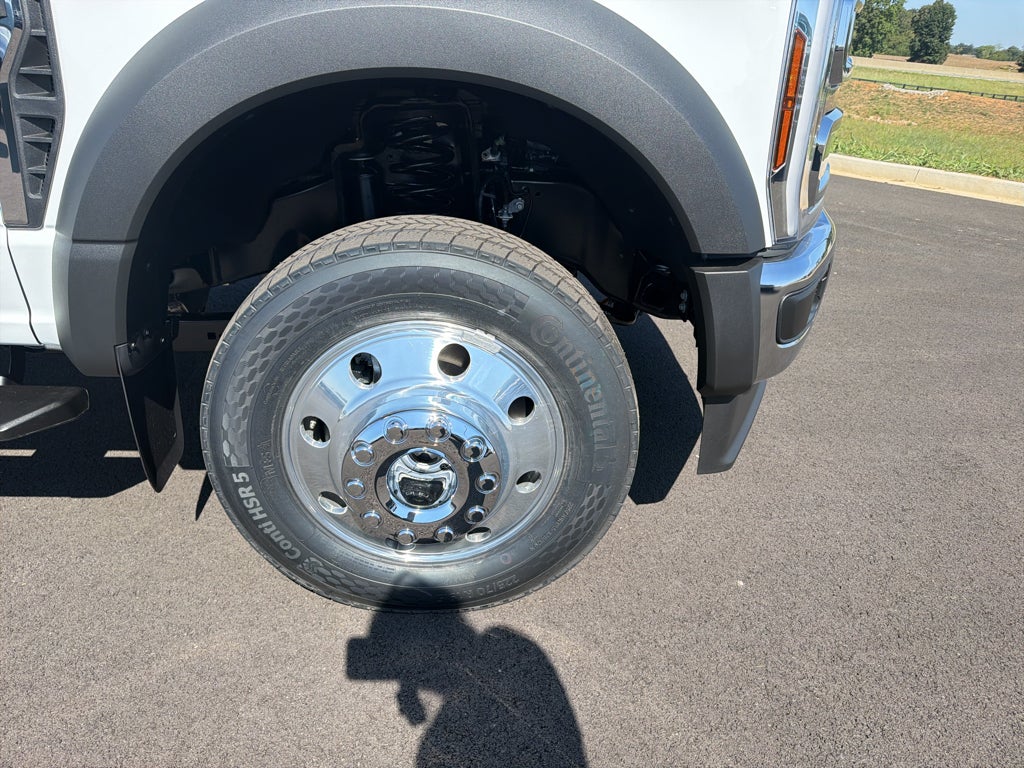 2027 Ford F-450 F-450® LARIAT®