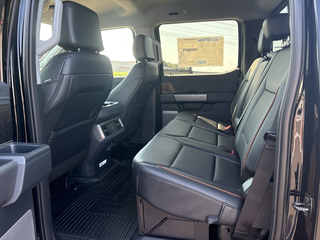 2027 Ford F-450 F450 4X4 CRW CC