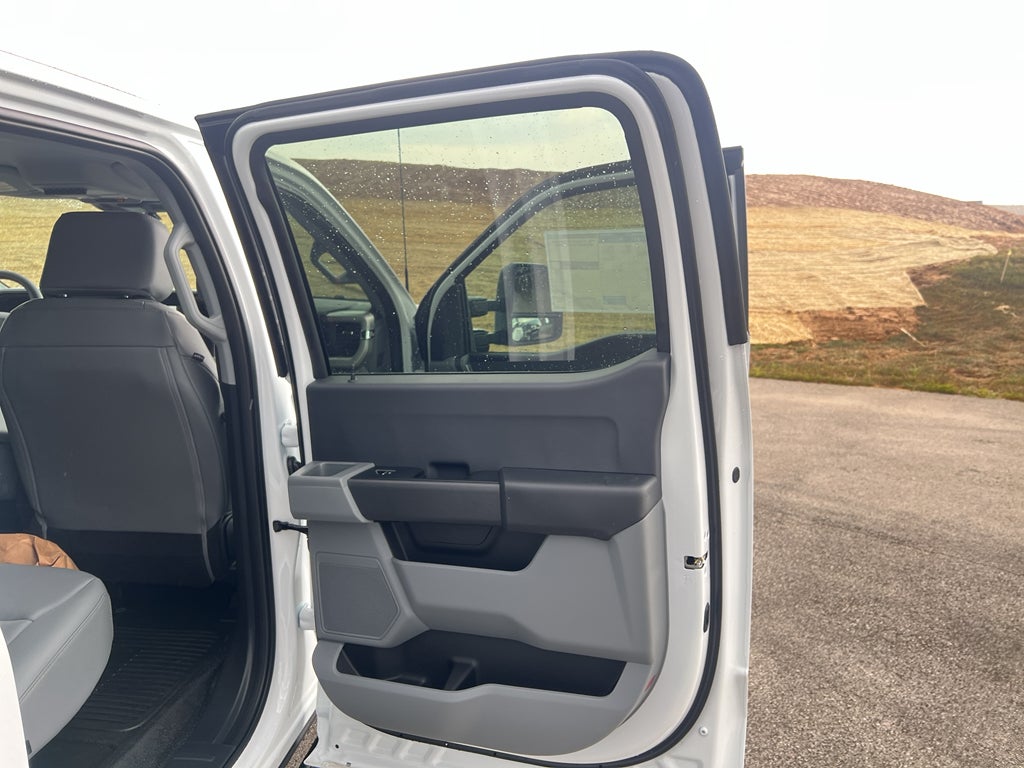 2026 Ford F-550 F-550® XL