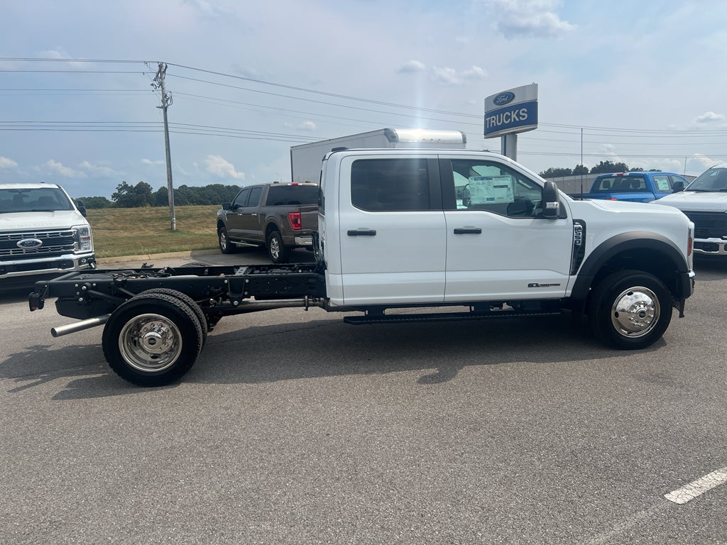 2026 Ford F-550 F-550® XL