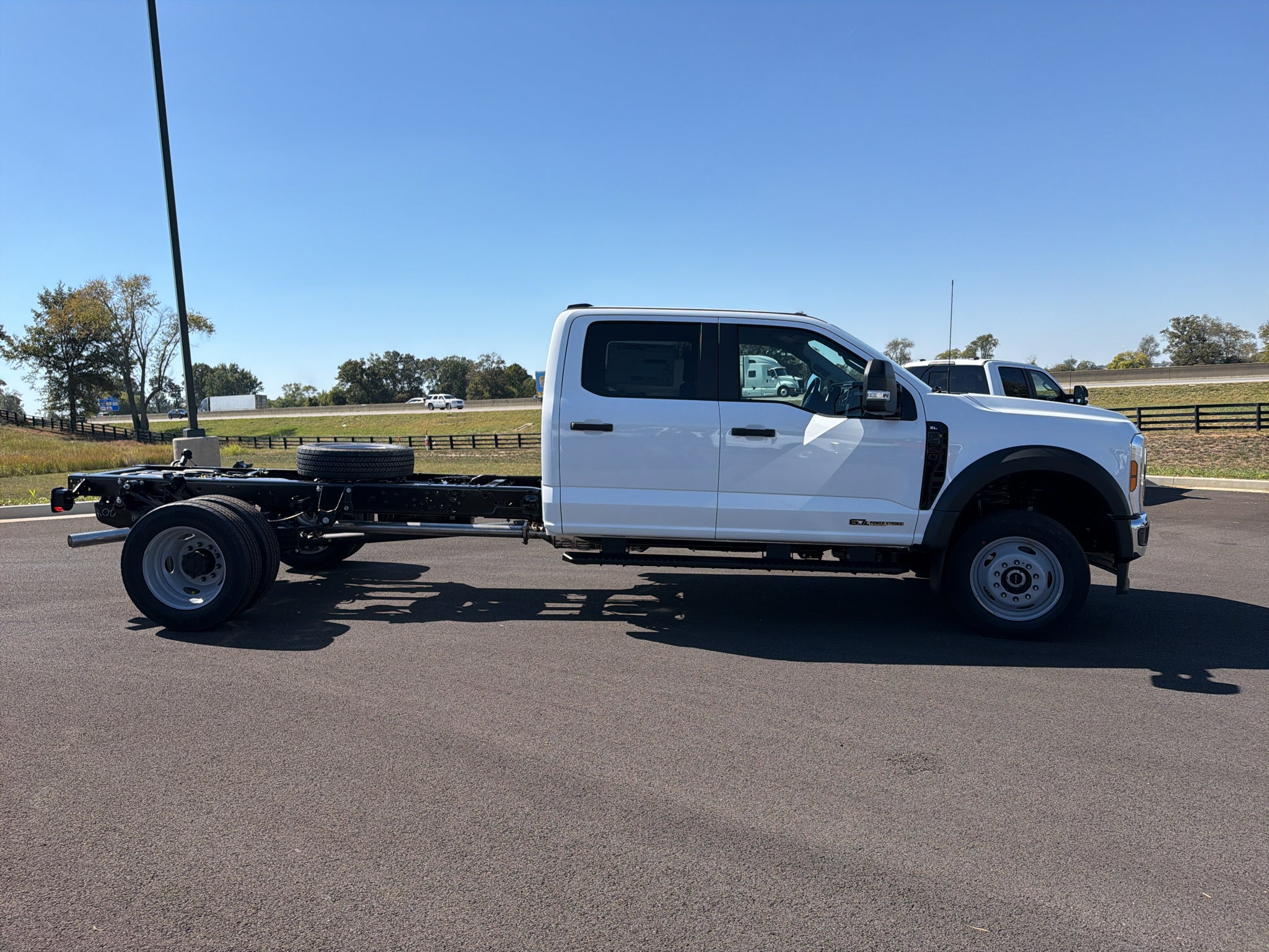 2027 Ford F-550 F-550® XL