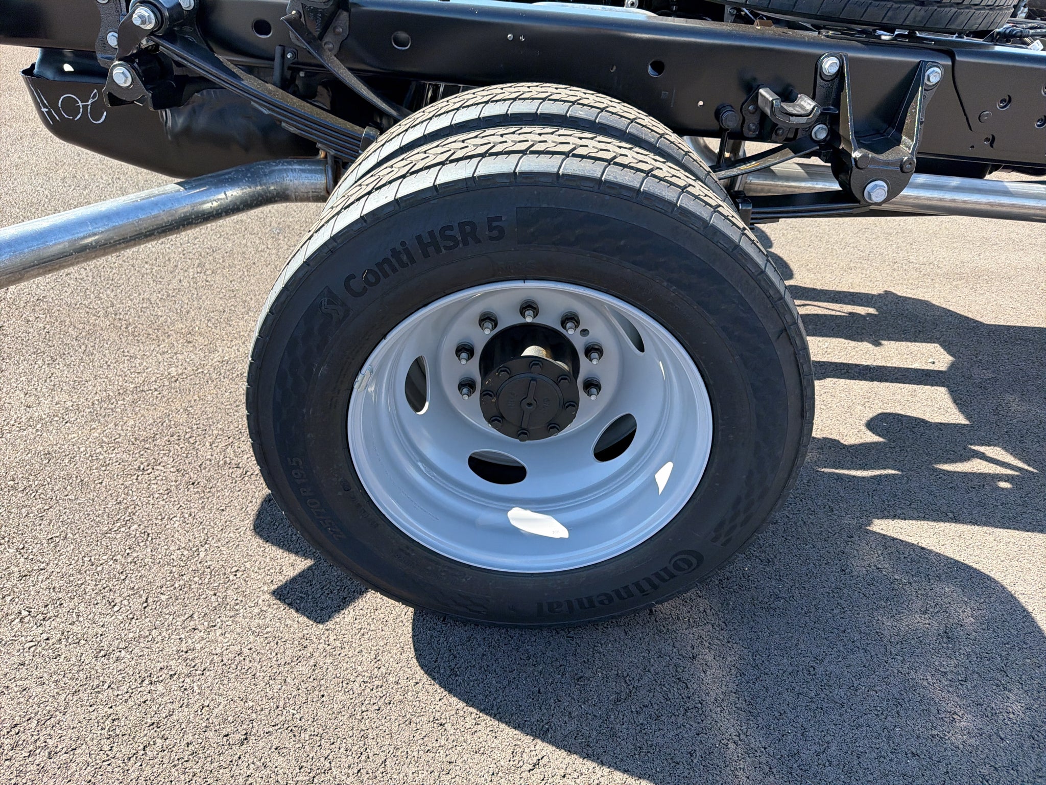 2027 Ford F-550 F-550® XL