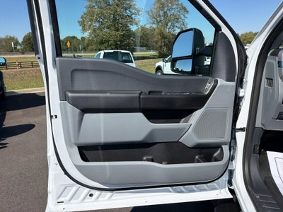 2027 Ford F-550 F-550® XL