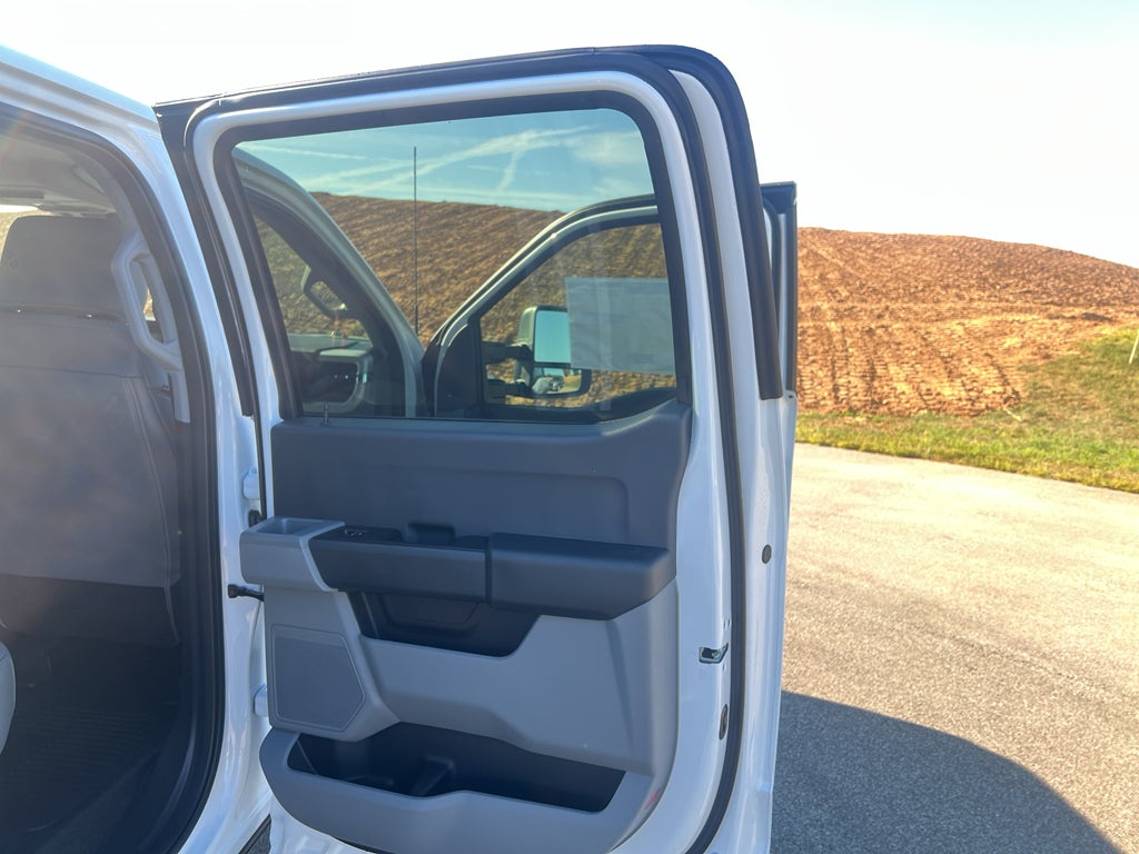 2026 Ford F-550 F-550® XL