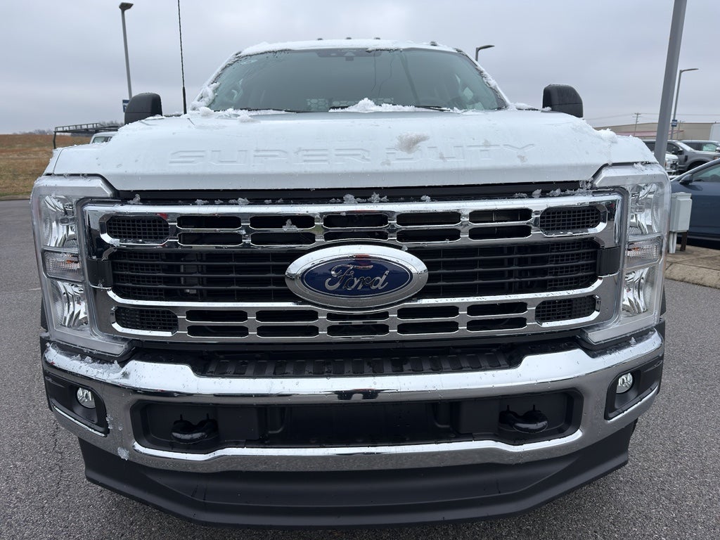 2026 Ford F-550 F-550® XL