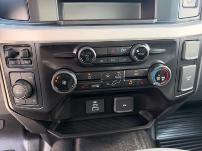 2027 Ford F-350 XLT