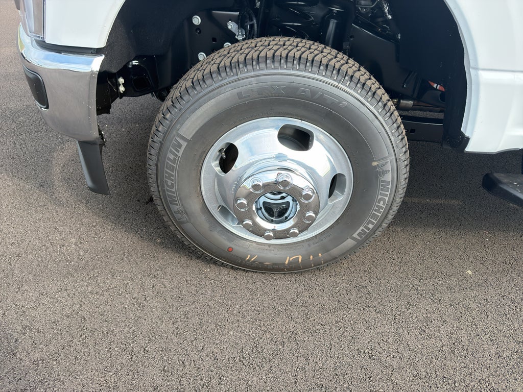 2026 Ford F-350 F-350® LARIAT®