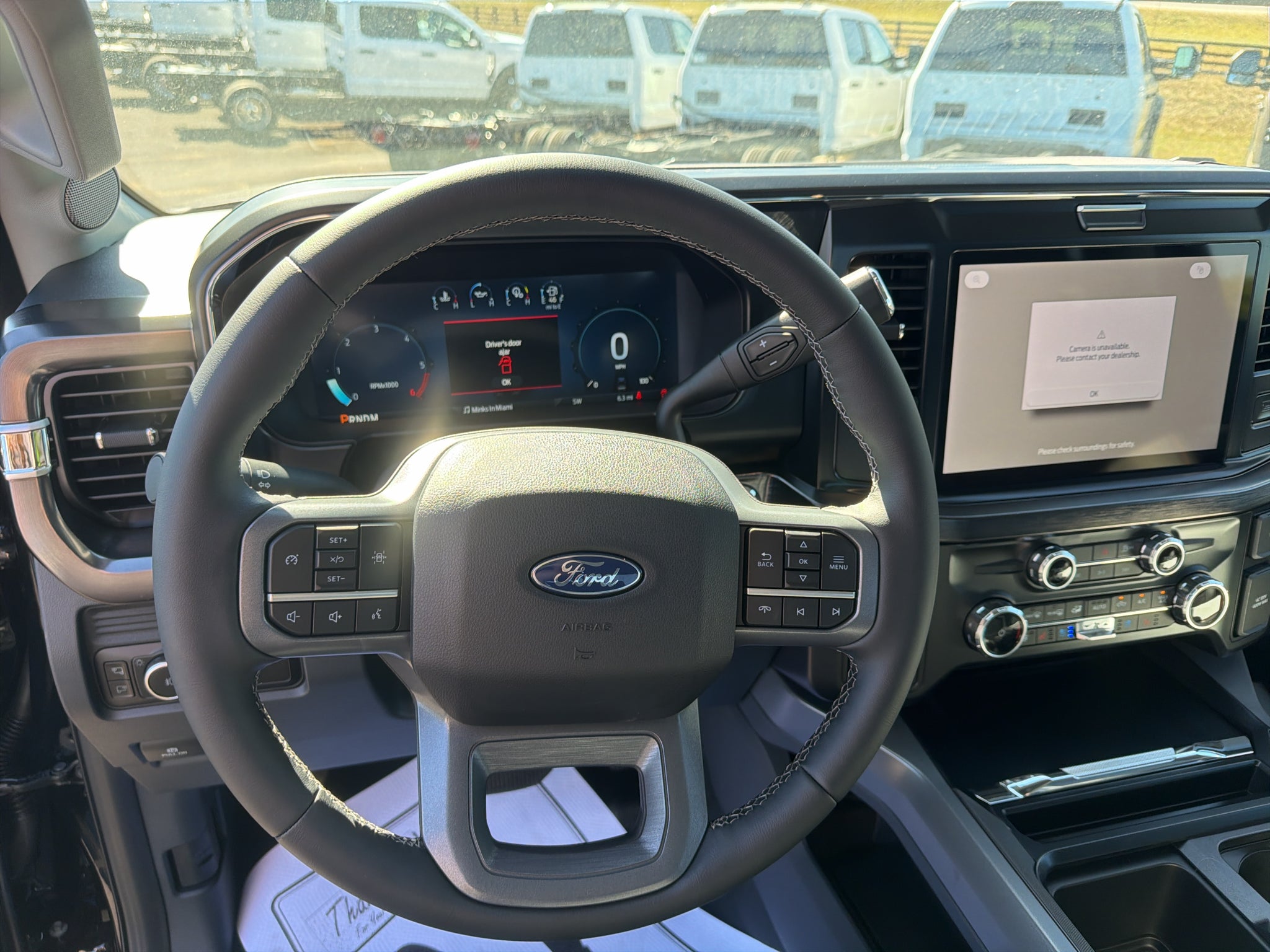 2027 Ford F-350 F-350® LARIAT®