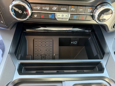 2027 Ford F-350 F-350® LARIAT®
