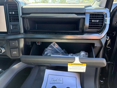 2027 Ford F-350 F-350® LARIAT®