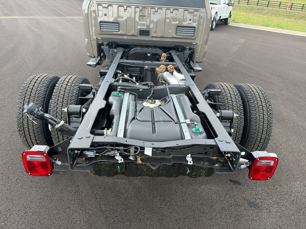 2026 Ford F-350 F-350® LARIAT®