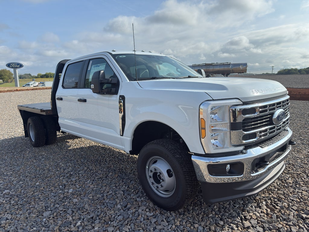 2025 Ford F-350 F-350® XL