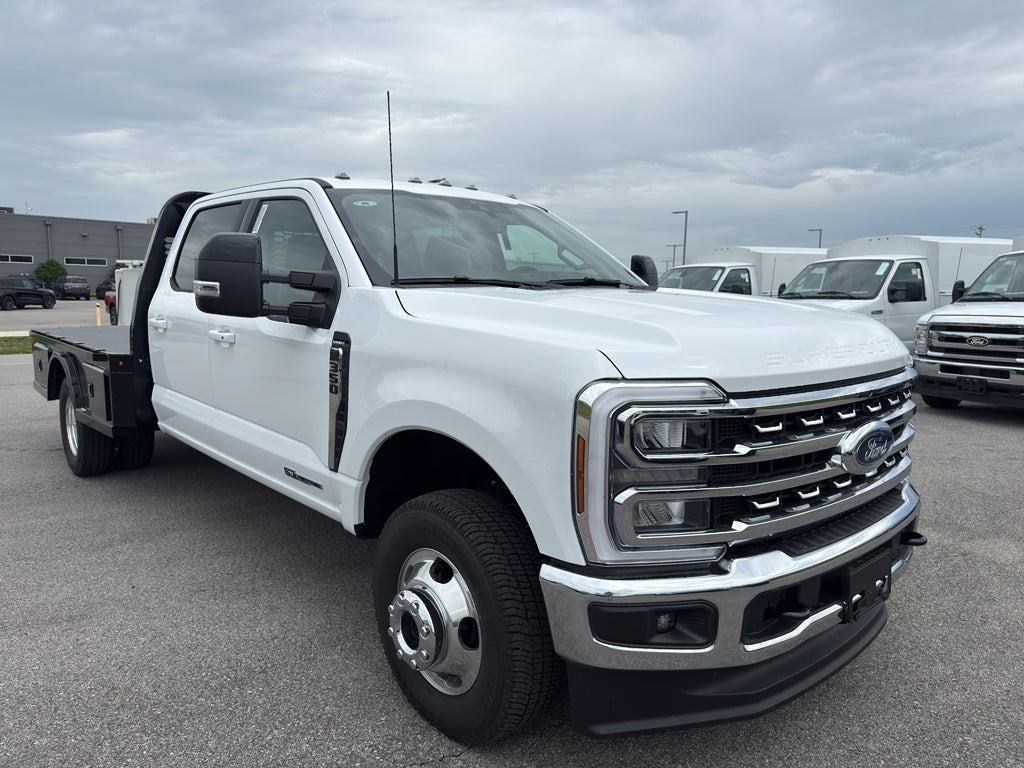 2026 Ford F-350 F-350® LARIAT®