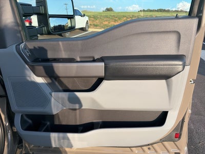 2027 Ford F-350 F-350® XLT