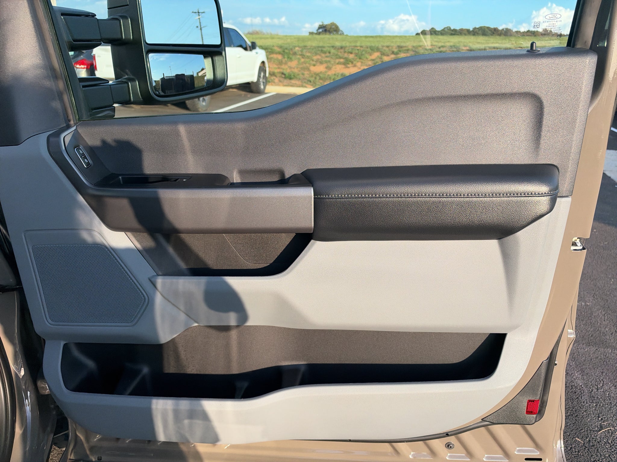 2027 Ford F-350 F-350® XLT