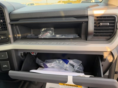 2027 Ford F-350 F-350® XLT