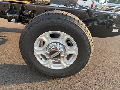 2027 Ford F-350 F-350® XLT