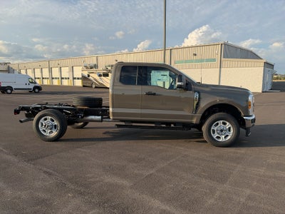 2027 Ford F-350 F-350® XLT