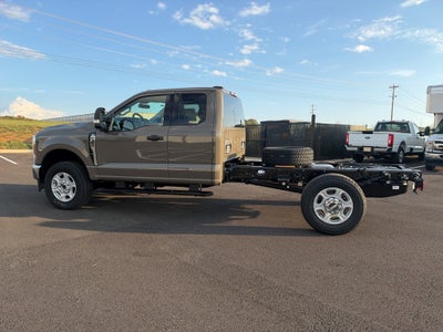2027 Ford F-350 F-350® XLT