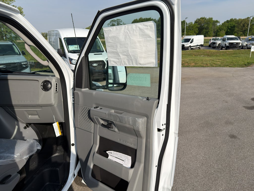 2026 Ford Econoline E-350 SRW