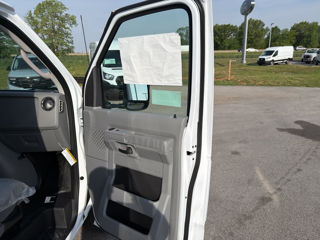 2026 Ford Econoline E-350 SRW