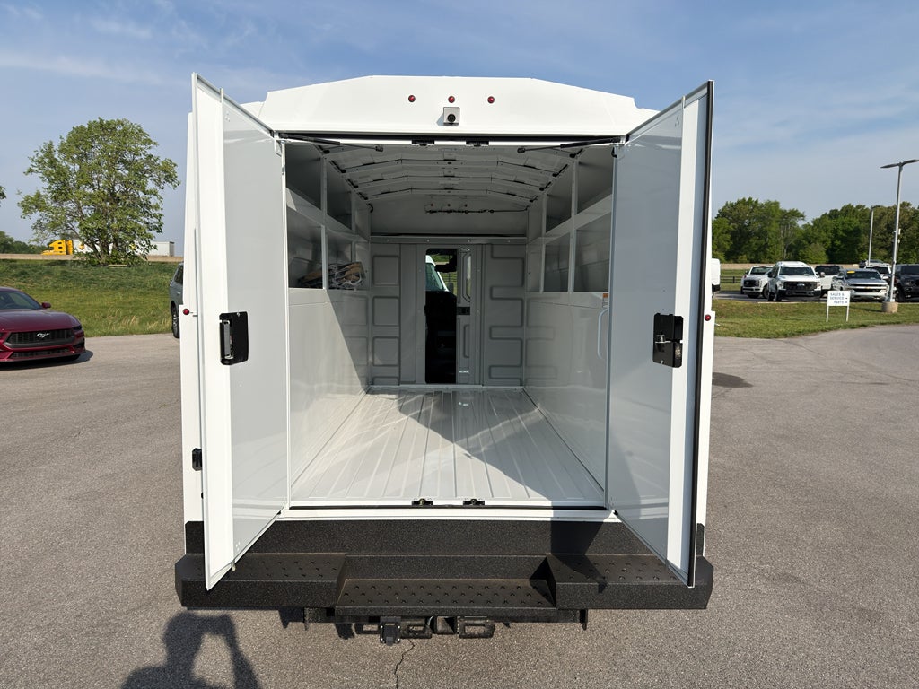 2026 Ford Econoline E-350 SRW