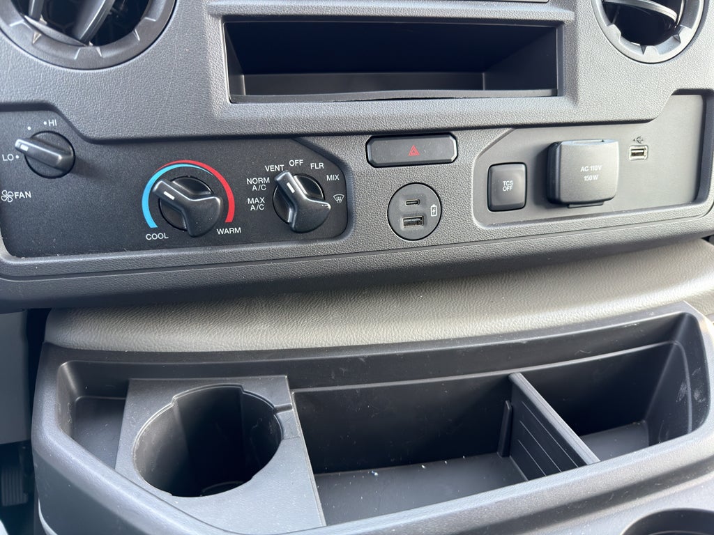 2026 Ford Econoline E-350 SRW