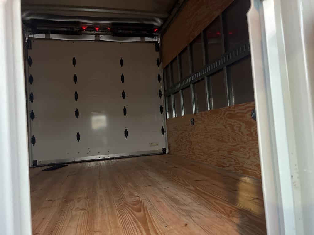 2025 Ford Econoline E-350 SRW