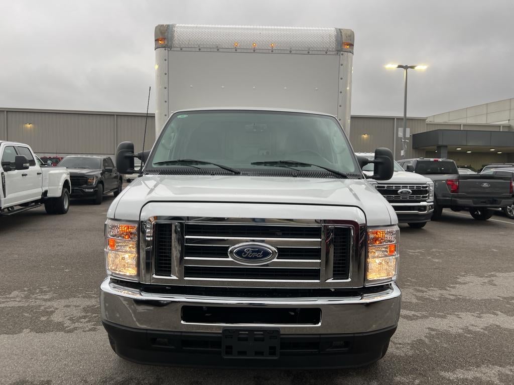 2025 Ford Econoline E-350 SRW