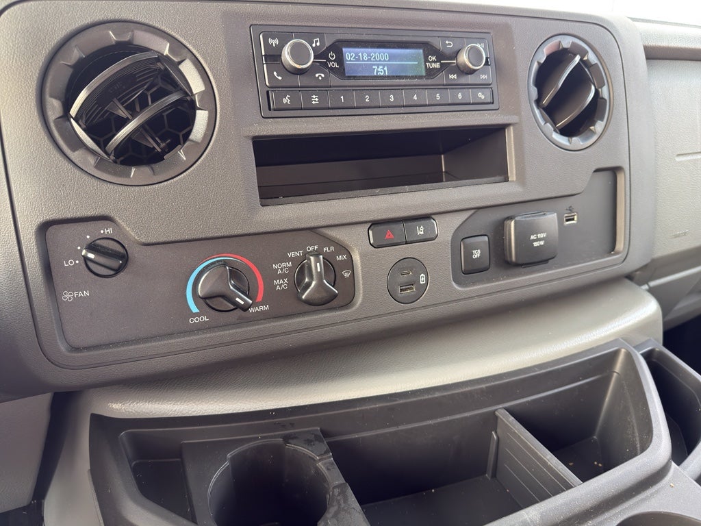 2026 Ford E-450 Super Duty E-450 DRW