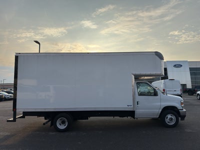 2026 Ford E-450 Super Duty E-450 DRW