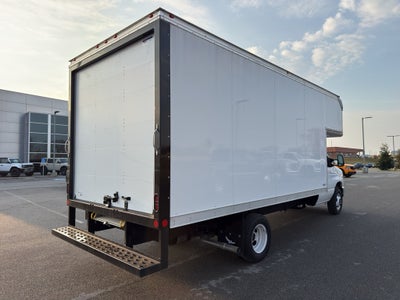 2026 Ford E-450 Super Duty E-450 DRW