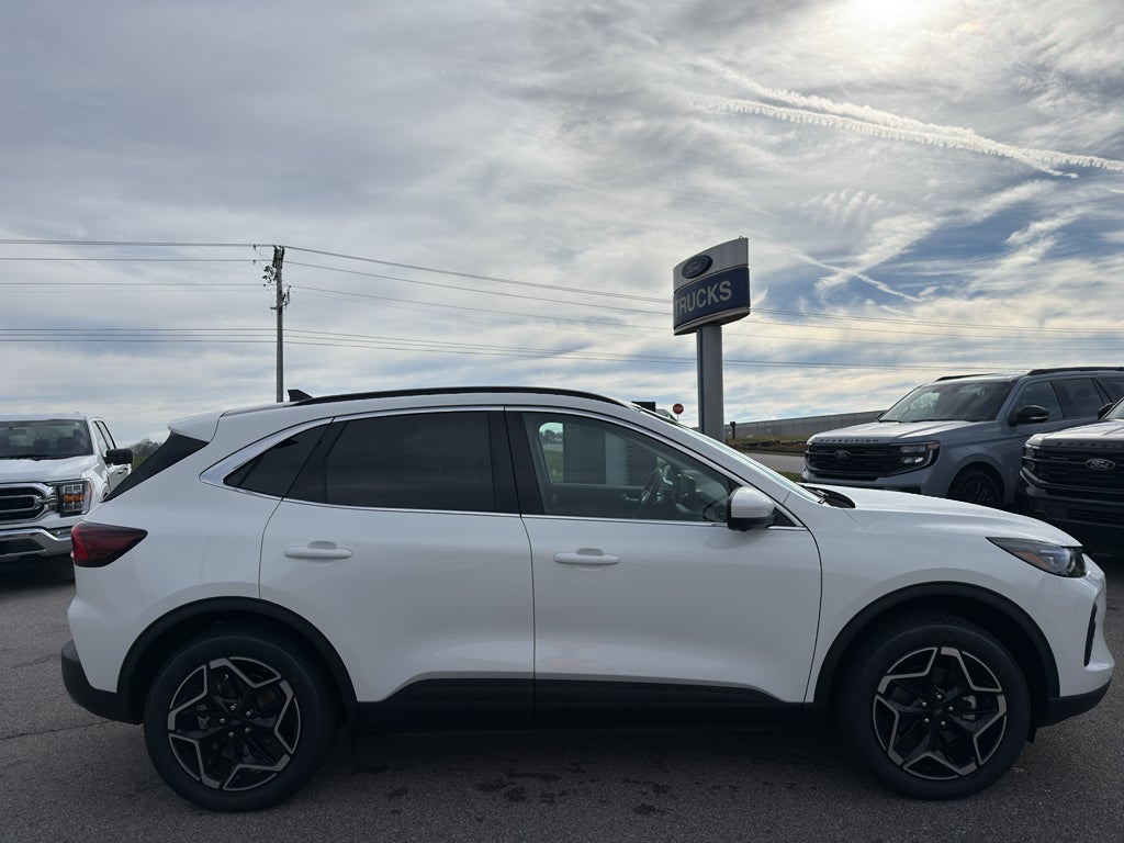 2026 Ford Escape Platinum™