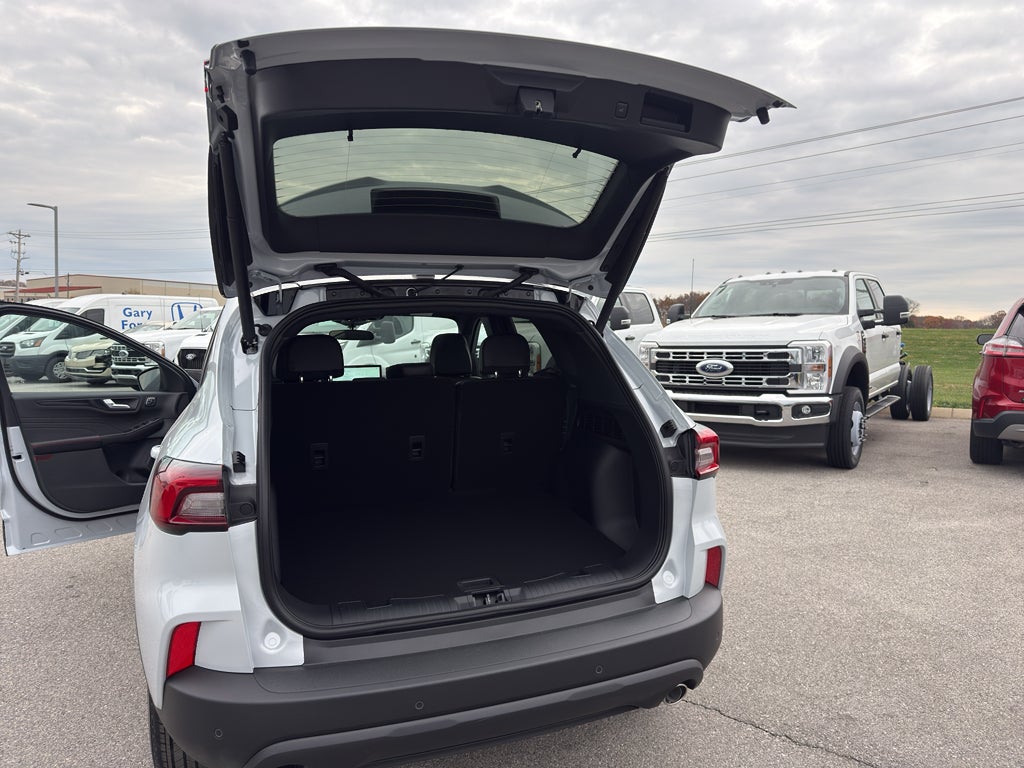 2026 Ford Escape ST-Line Select