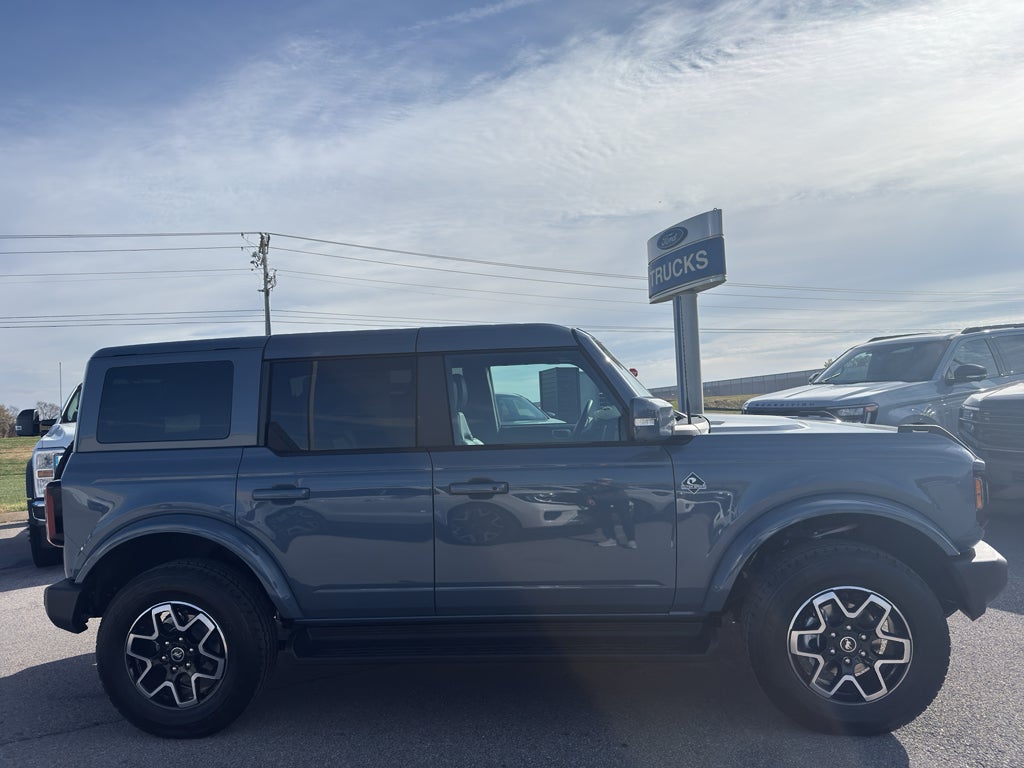 2025 Ford Bronco Outer Banks®