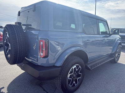 2025 Ford Bronco Outer Banks®
