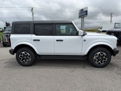 2026 Ford Bronco Outer Banks®