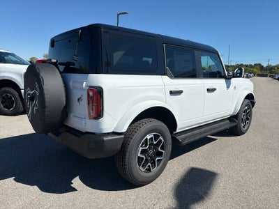 2026 Ford Bronco Outer Banks®