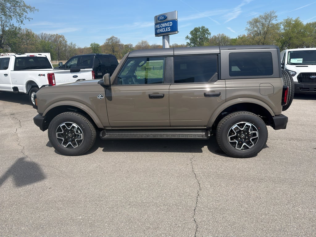2026 Ford Bronco Outer Banks®